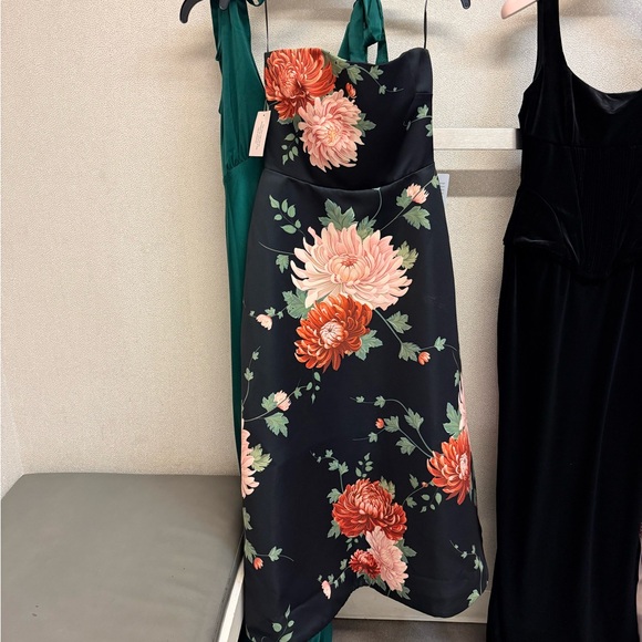 Sau Lee Floral Strapless Dress - worn once - Picture 4 of 4